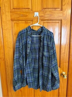 Izod Green Plaid Button-Up Shirt